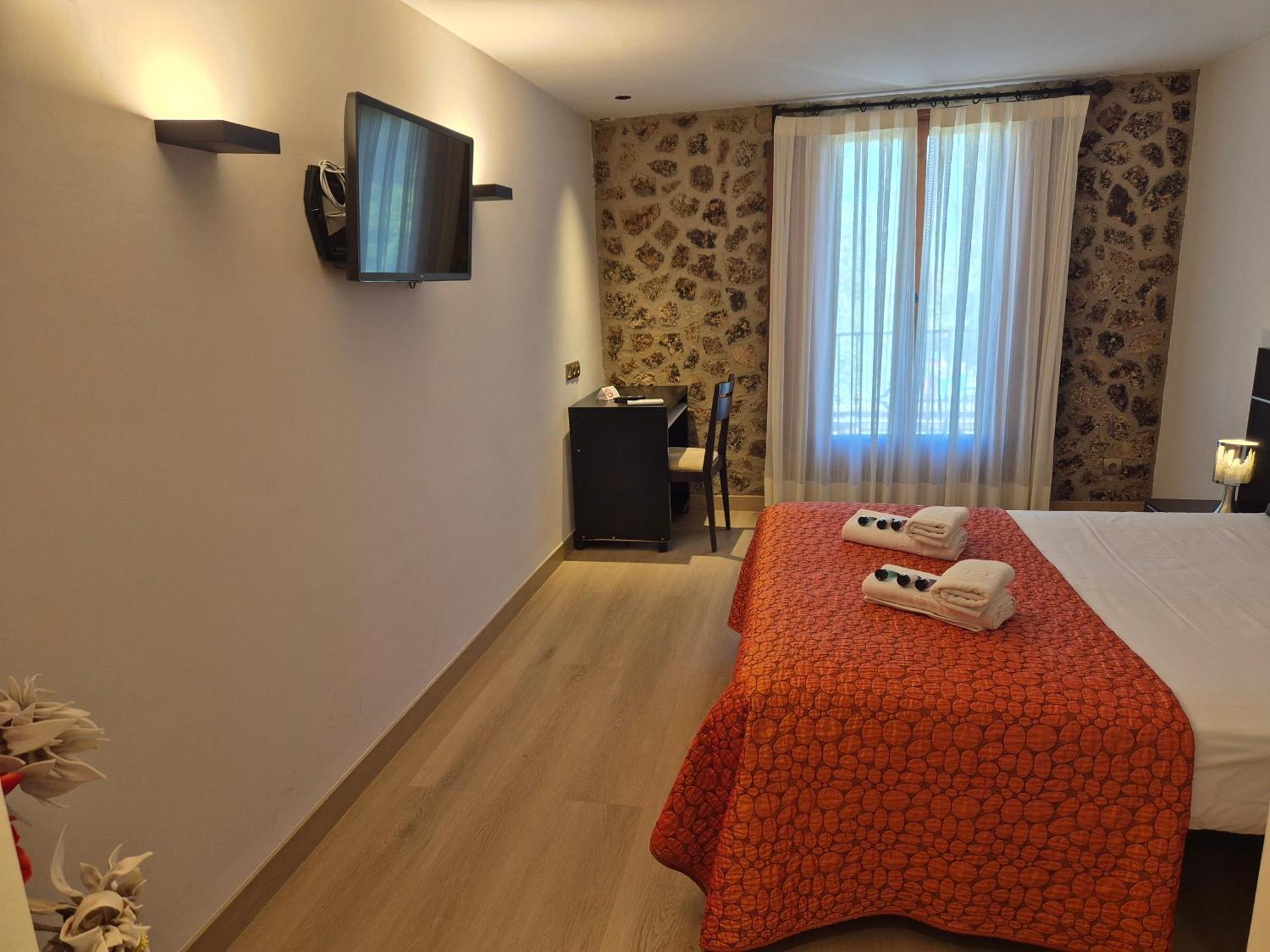 Hostal Bavieca Мединасели Экстерьер фото