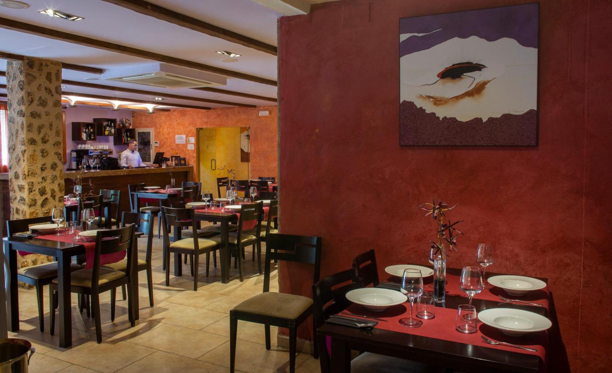 Hostal Bavieca Мединасели Экстерьер фото