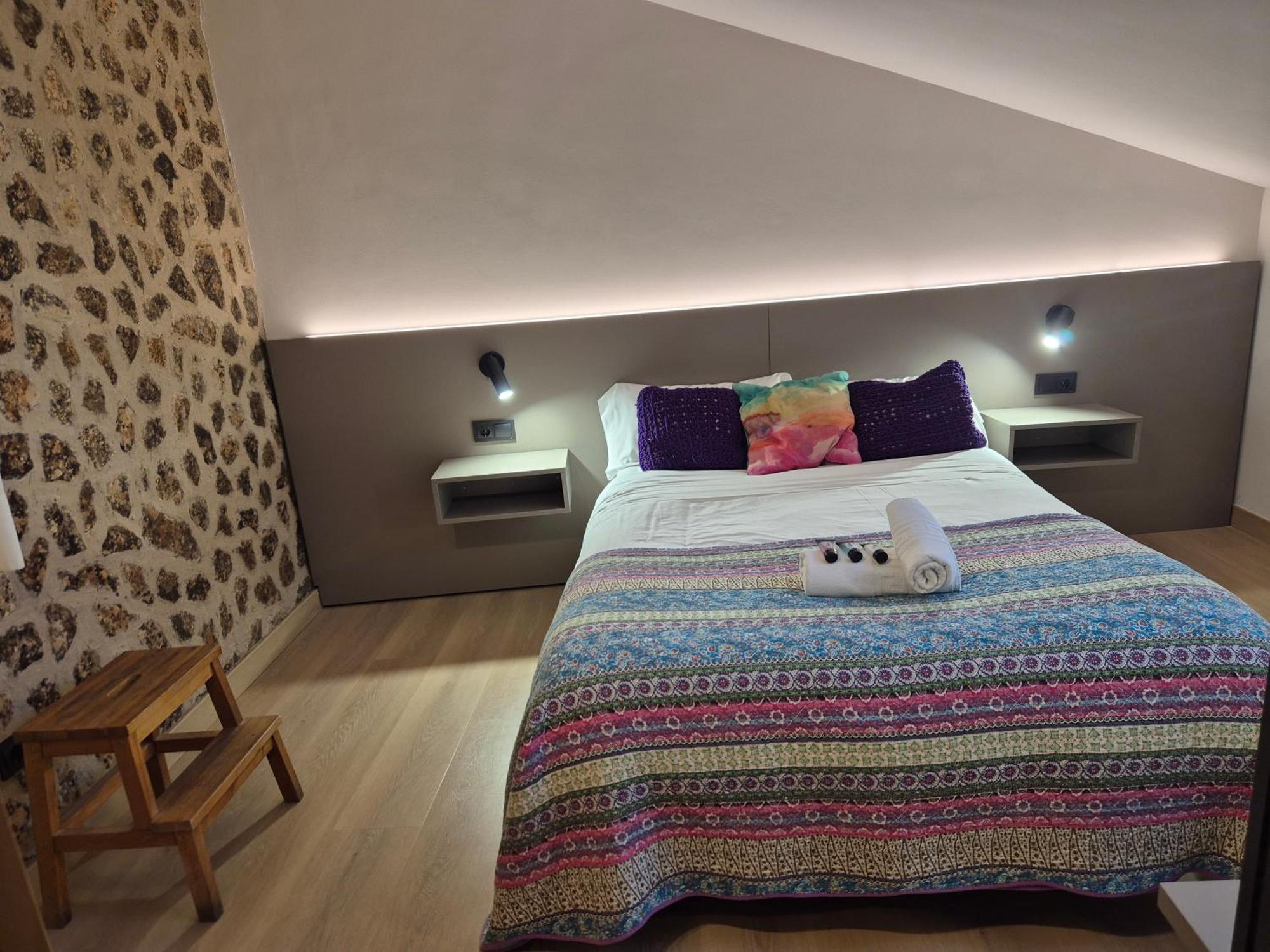 Hostal Bavieca Мединасели Экстерьер фото