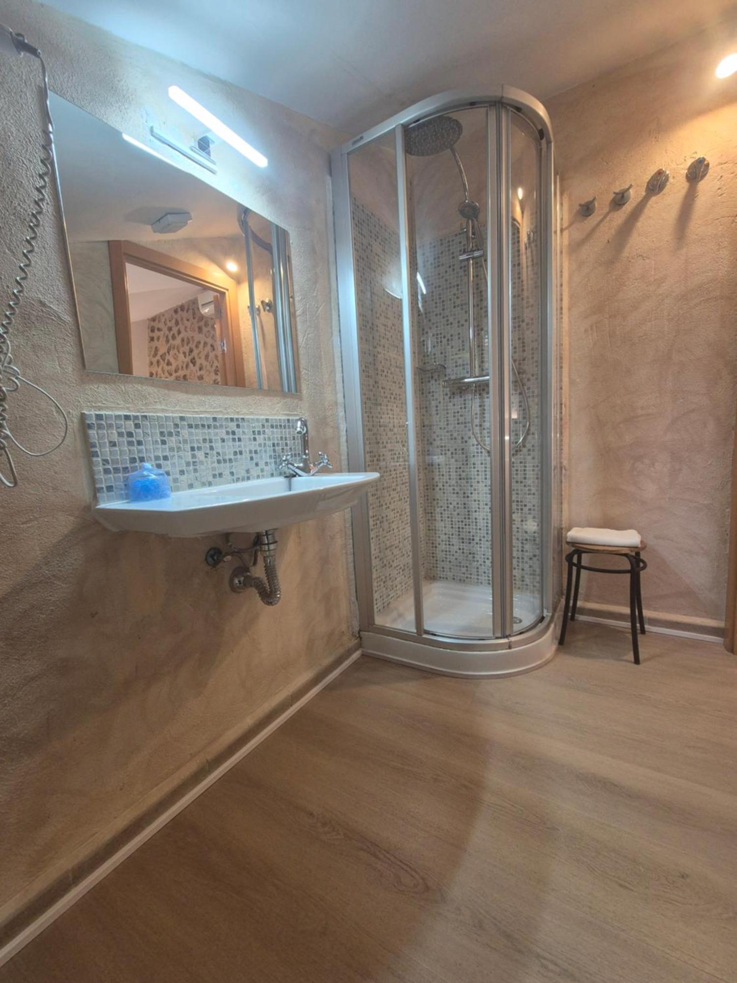 Hostal Bavieca Мединасели Экстерьер фото