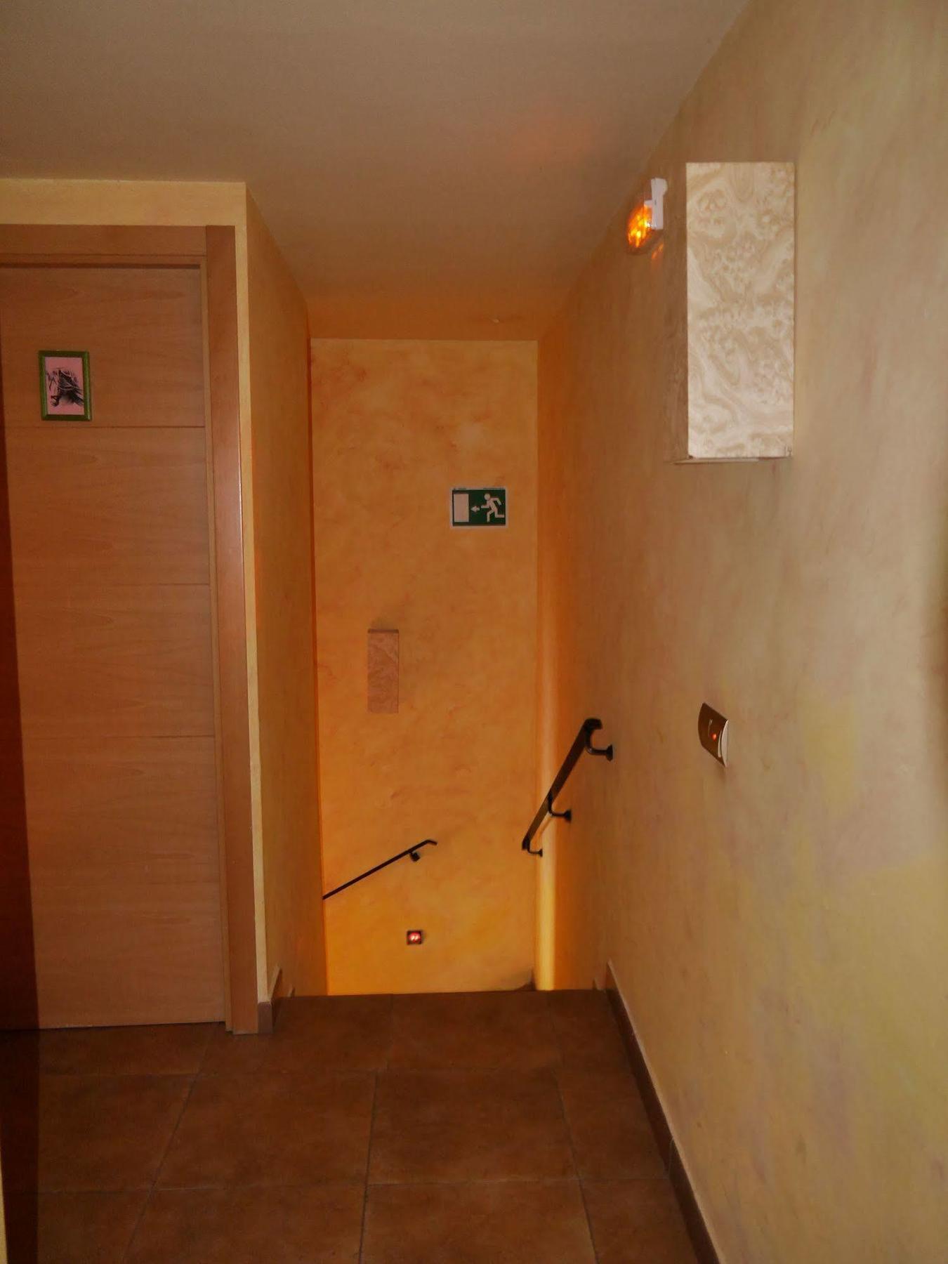 Hostal Bavieca Мединасели Экстерьер фото
